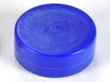 Colored plastic coating for neodymium magnets