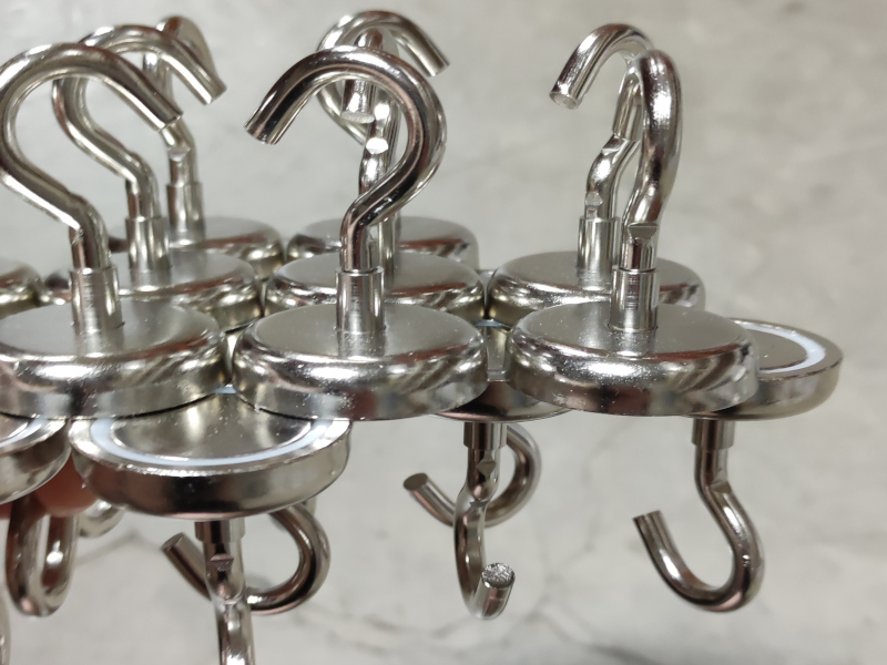 How to store cruise hook magnets to cancel fields