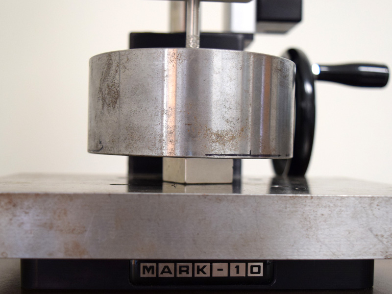 Testing pull force case 2 of block magnet