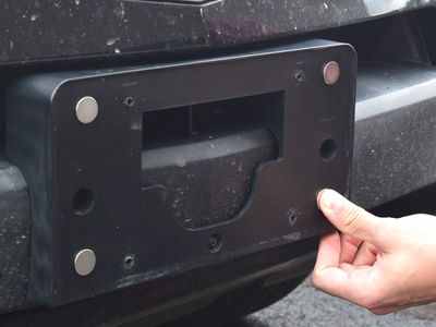 magnetic license plate