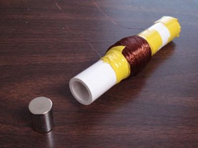 magnetic shake flashlight