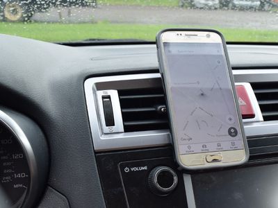 magnetic smart phone mount