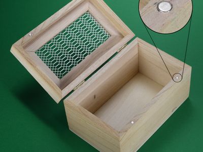 wooden box with magnetic closure