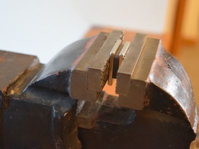 magnets in vice to remagnetize