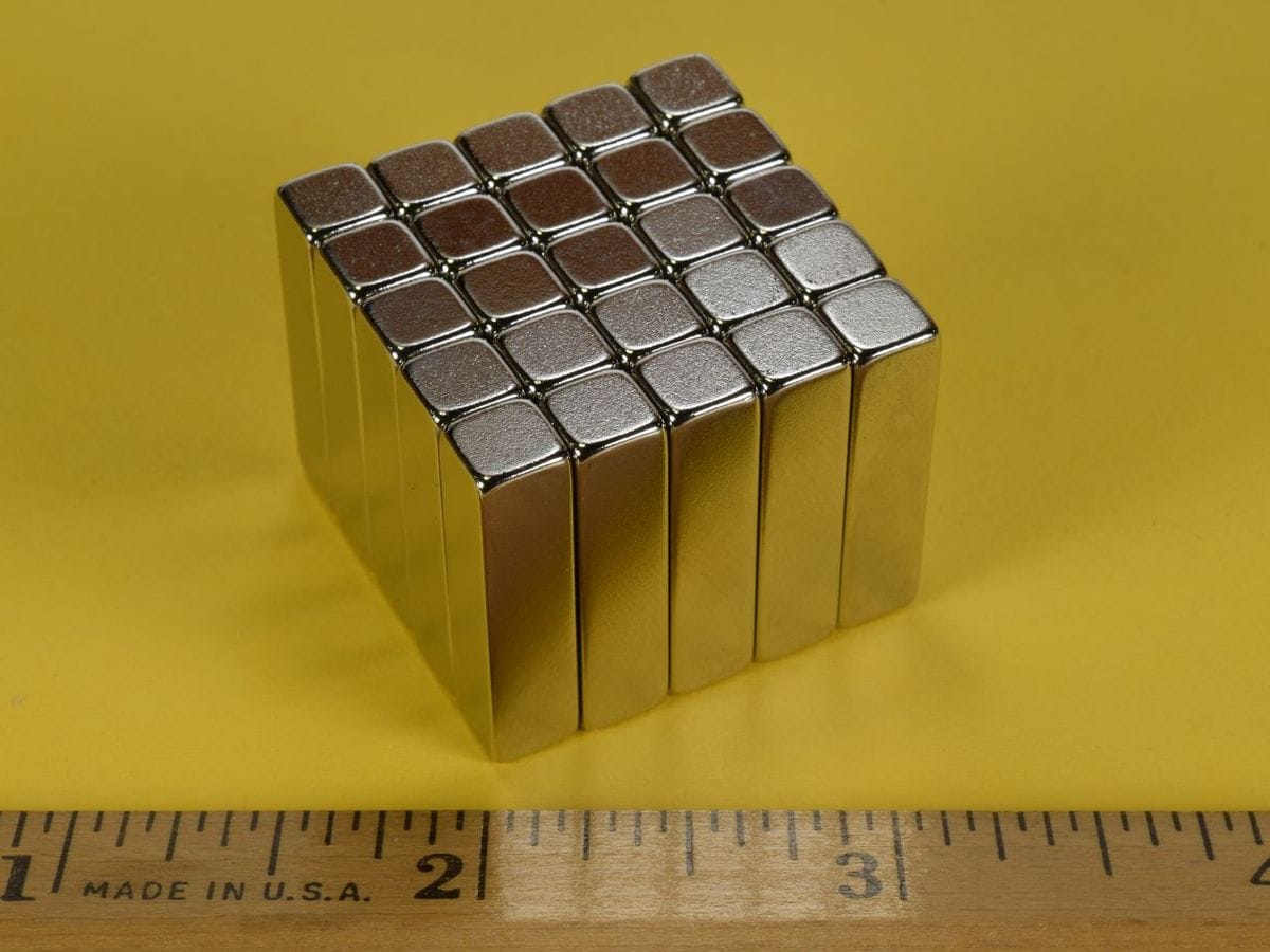 1/4 x 1/4 x 1 Inch Neodymium Rare Earth Bar Magnet N52 b44x0-n52
