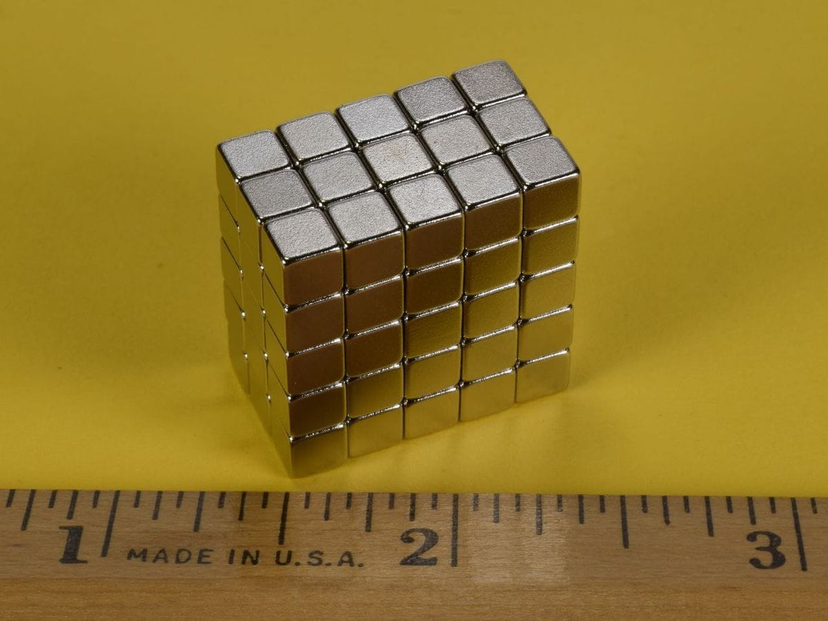 けんぞーまぐなむ 3/16 x 3/16 x 3/16 Inch Neodymium Rare Earth Cube Magnet N52 b333