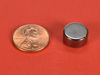 1-2-x-1-4-inch-black-nickel-plated-neodymium-rare-earth-disc-magnet-n52-pn-d84b-n52