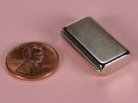 sb8x04-out-neodymium-stepped-block-magnet