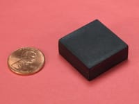 1-x-1-x-3-8-inch-black-neodymium-rare-earth-rubber-coated-block-magnet-n52-pn-bx0x06tp-n52