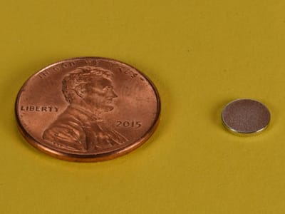 1-4-x-1-32-inch-neodymium-rare-earth-disc-magnet-n42-pn-d401