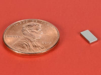 1-4-x-1-8-x-1-32-inch-neodymium-rare-earth-bar-magnet-n42-pn-b4201