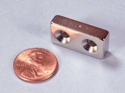 1-x-1-4-x-1-2-inch-neodymium-rare-earth-countersunk-block-magnet-n42-no-6-screw-pn-bx048cs