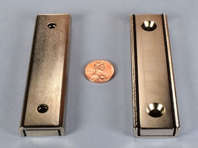 3-3-4-x-1-x-3-8-inch-neodymium-rare-earth-channel-mounting-magnet-n42-no-10-screw-pn-mmr-a-zc