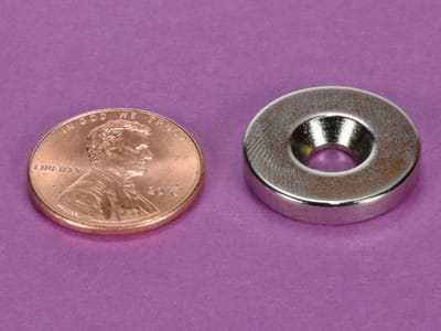 3-4-x-0-194-x-1-8-inch-neodymium-rare-earth-countersunk-ring-magnet-n42-no-8-screw-pn-rc22cs-n