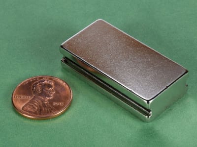 3-4-x-1-1-2-x-3-8-inch-neodymium-rare-earth-stepped-block-magnet-n42-pn-sbcx86-in