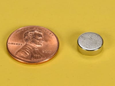 3-8-x-1-8-inch-neodymium-rare-earth-disc-magnet-n52-pn-d62-n52