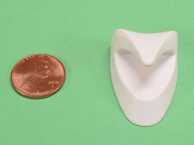 white-neodymium-rare-earth-hook-hanging-magnet-n35-pn-hook-wht
