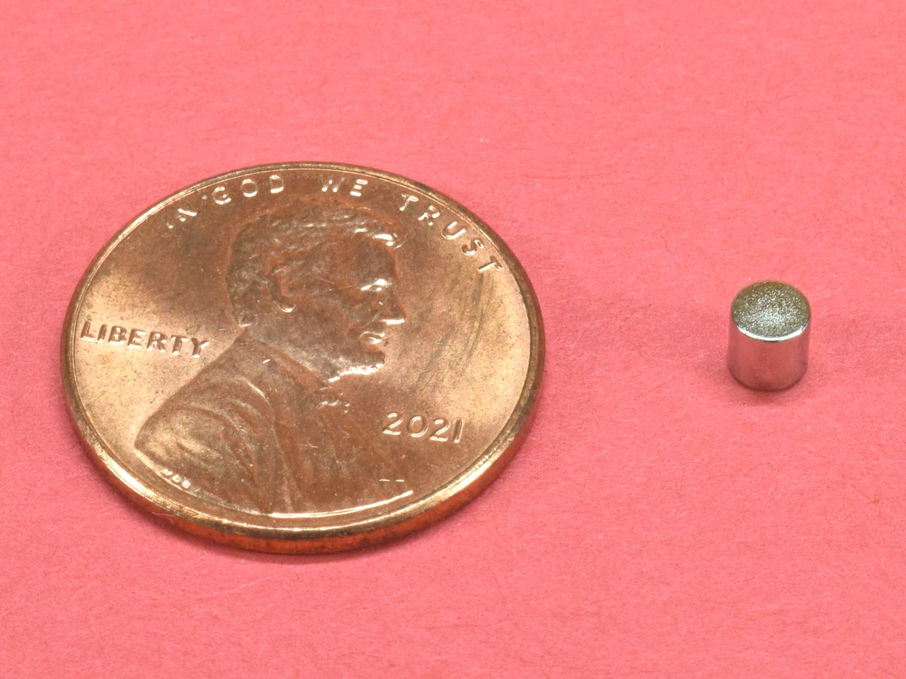 1/8 x 1/8 Inch Neodymium Rare Earth High Temp Cylinder/Rod Magnet