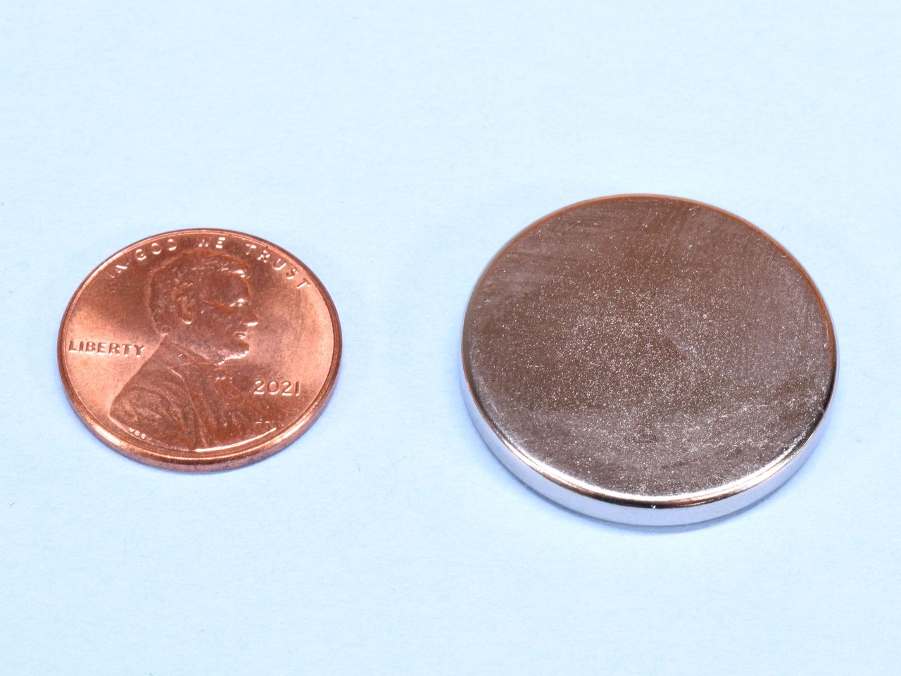 1 x 1/8 Inch Neodymium Rare Earth Disc Magnet N52SH dx02-n52sh