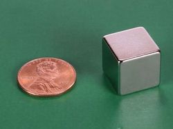 b999 - 9/16 x 9/16 x 9/16 Inch Neodymium Rare Earth Cube Magnet N42 