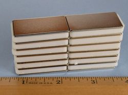 bx8c1 - 1 1/2 x 3/4 x 1/16 Inch Neodymium Rare Earth Bar Magnet N42 -2