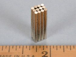 d101-n52 - 1/16 x 1/32 Inch Neodymium Rare Earth Disc Magnet N52 100 Pack-2