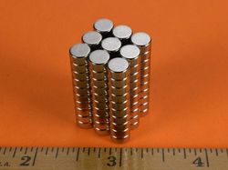 d42 - 1/4 x 1/8 Inch Neodymium Rare Earth Disc Magnet N42 -2