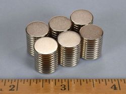 d81-n52 - 1/2 x 1/16 Inch Neodymium Rare Earth Disc Magnet N52 -2