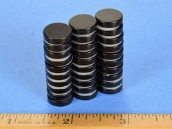 d82e - 1/2 x 1/8 Inch Neodymium Rare Earth Epoxy Coated Disc Magnet N42 -2