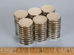 d91 - 9/16 x 1/16 Inch Neodymium Rare Earth Disc Magnet N42 -2
