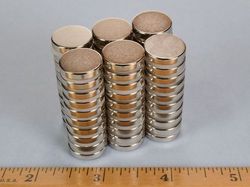 da2 - 5/8 x 1/8 Inch Neodymium Rare Earth Disc Magnet N42 -2