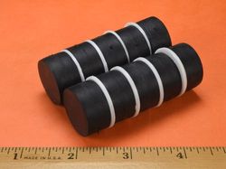 dx08tp-n52 - 1 x 1/2 Inch Neodymium Rare Earth Rubber Coated Disc Magnet N52 -2